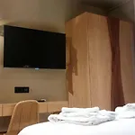 شقة 